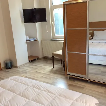 Hotel Yonca 2*