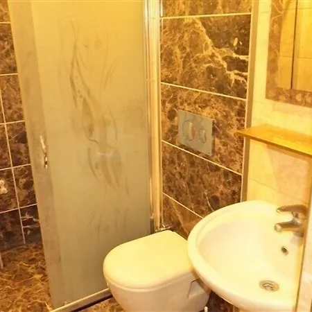 Yonca Otel 2*