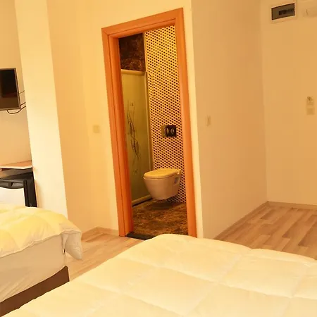 Hotel Yonca 2*